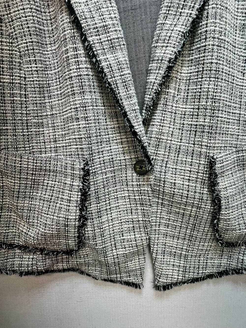 Lane Bryant Women's Tweed One Button Blazer Jacket Fringe Trim Sz 22 Black White - Picture 6 of 11